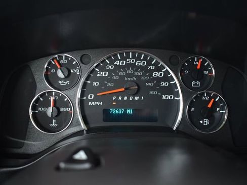 Used 2021 Chevrolet Express 2500 2500 w/ Driver Convenience Package image 13