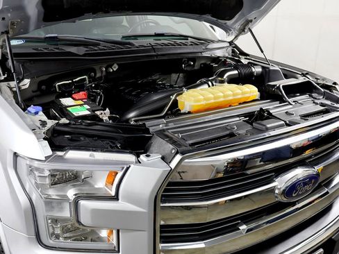 Used 2015 Ford F150 Lariat w/ Equipment Group 502A Luxury image 50