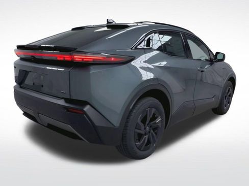 New 2026 Toyota C-HR AWD/4WD image 8