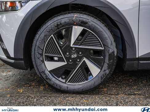 New 2026 Hyundai Ioniq 5 SEL image 4