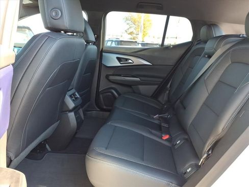 New 2026 Chevrolet Equinox EV LT image 14