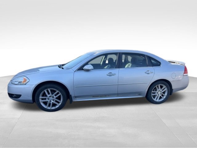 Used 2012 Chevrolet Impala LTZ FWD image 2
