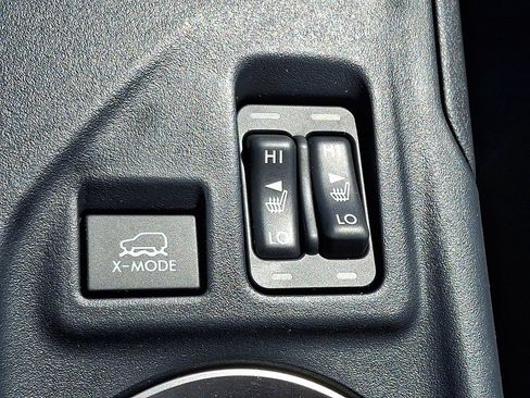 Used 2022 Subaru Crosstrek 2.5i Limited w/ Moonroof Package 1 AWD/4WD image 25