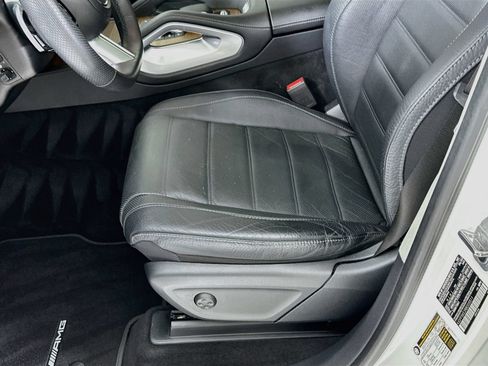 Used 2024 Mercedes-Benz GLS 450 4MATIC image 21