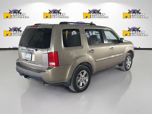 Used 2011 Honda Pilot Touring image 5