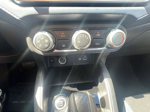 Used 2023 Nissan Versa SV image 18