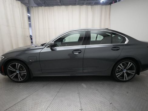 Used 2022 BMW 330e xDrive w/ Premium Package AWD/4WD image 24