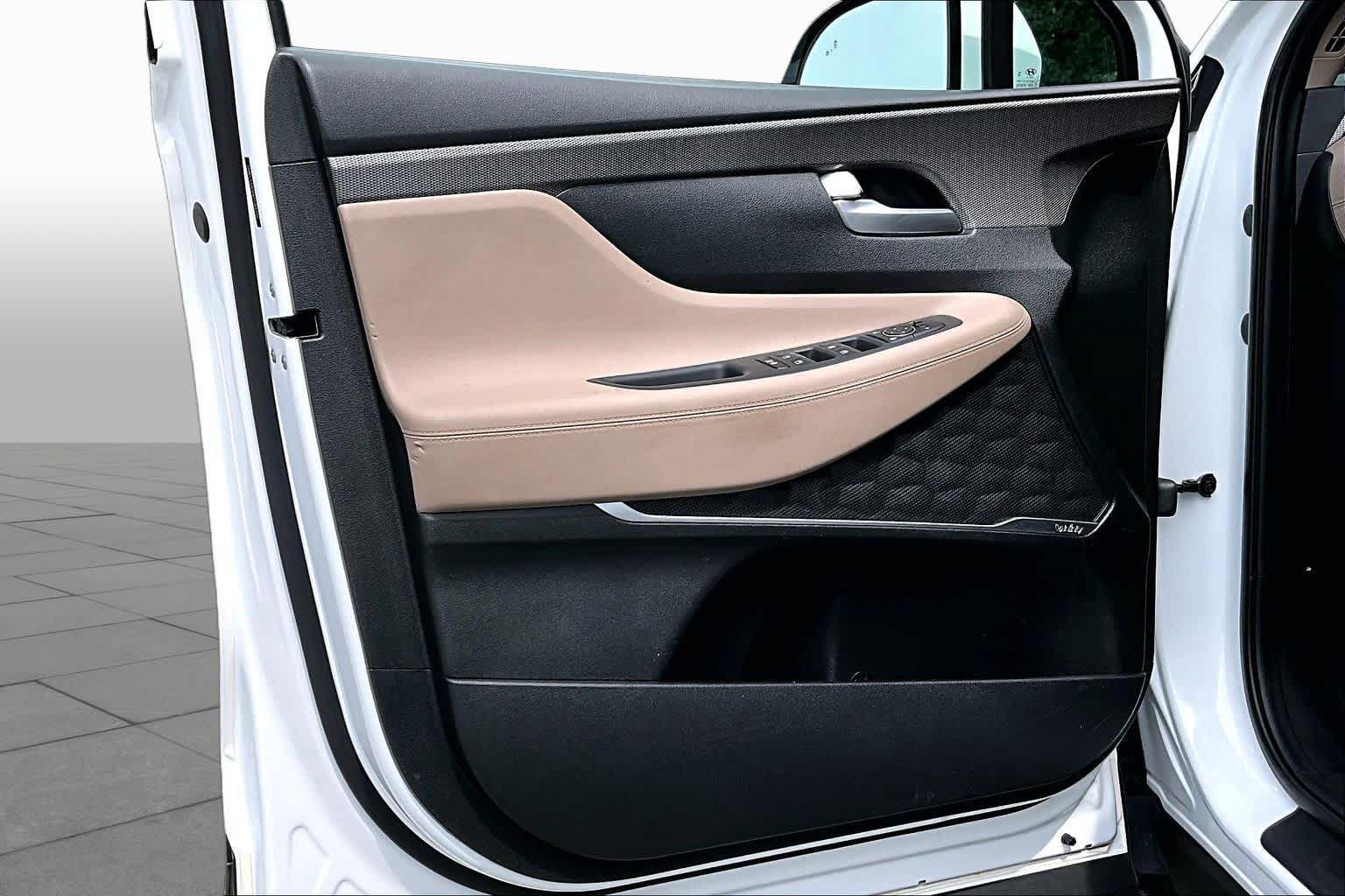 Used 2019 Hyundai Santa Fe SEL FWD image 21