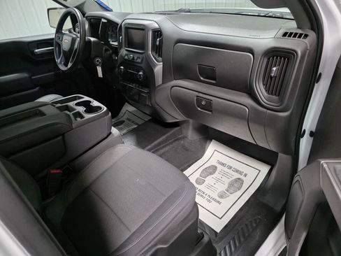 Used 2020 Chevrolet Silverado 1500 W/T w/ WT Safety Package AWD/4WD image 6
