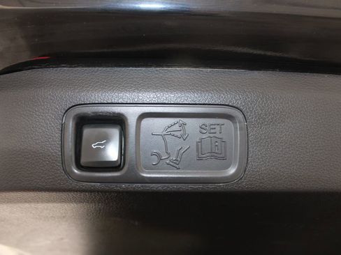 Used 2020 Ford Expedition Platinum RWD image 29