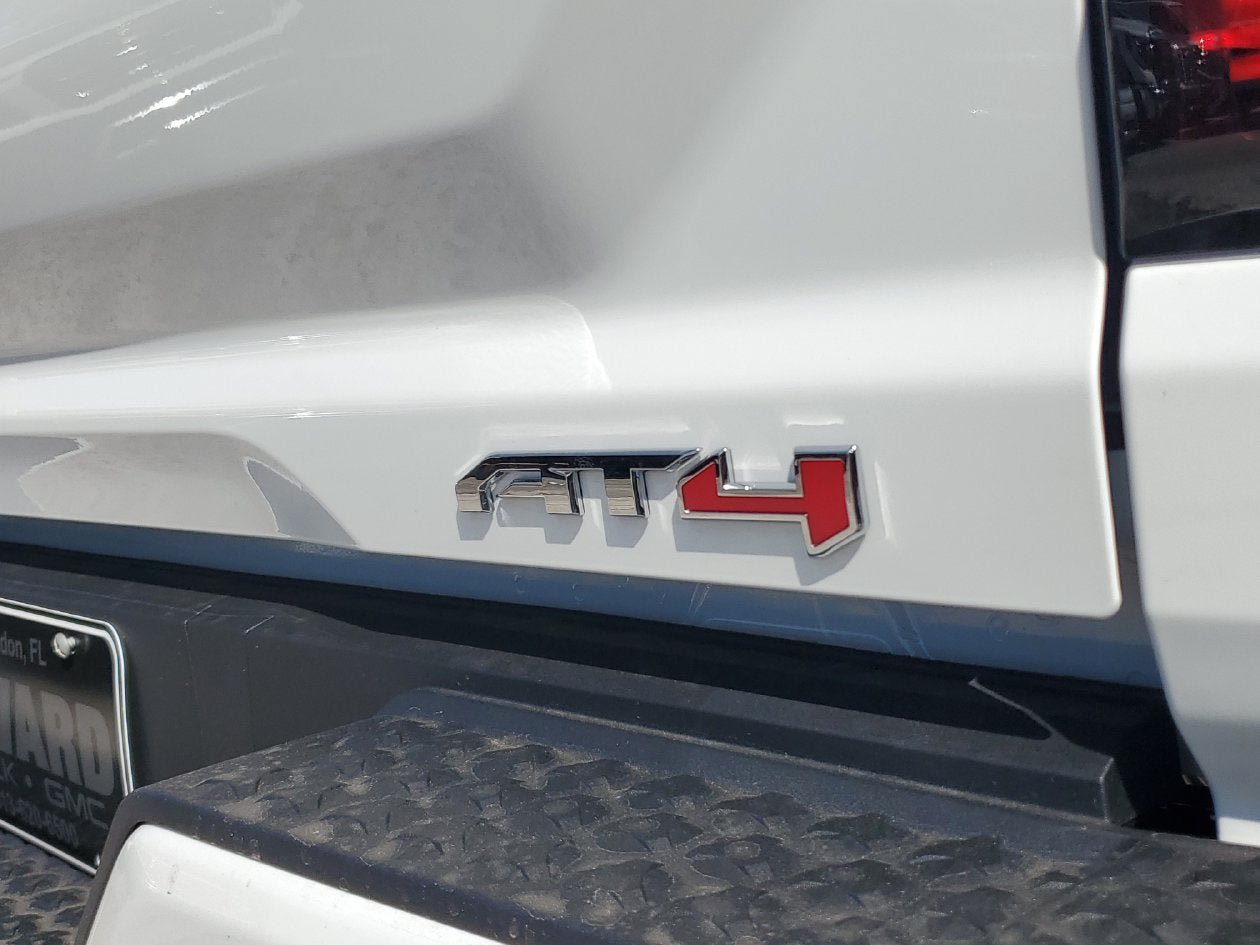 New 2026 GMC Canyon AT4 AWD/4WD image 8