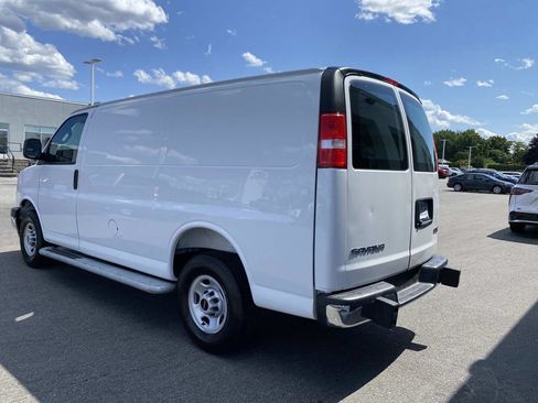 Used 2025 GMC Savana 2500 w/ Driver Convenience Package RWD image 7