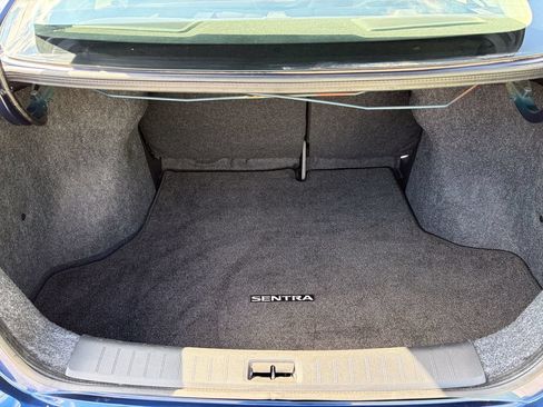 Used 2019 Nissan Sentra SR FWD image 15