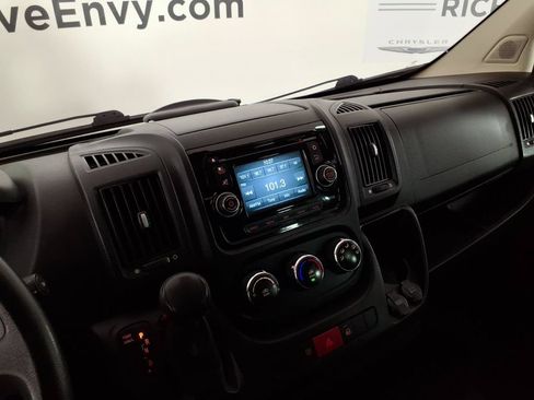 Used 2015 RAM ProMaster 2500 w/ Interior Convenience Group FWD image 24