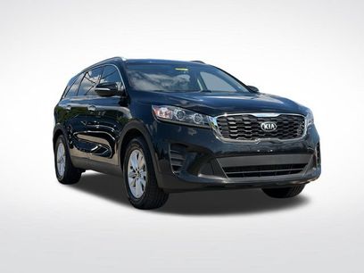 Used 2019 Kia Sorento FWD w/ Option Group 020