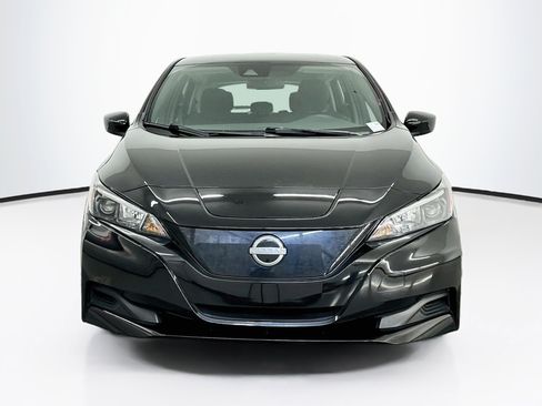 Used 2025 Nissan Leaf S FWD image 2