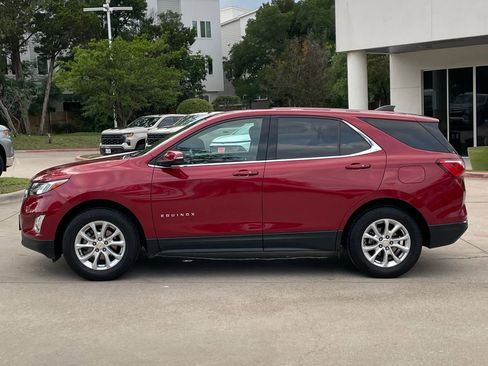 Used 2019 Chevrolet Equinox LT FWD image 3