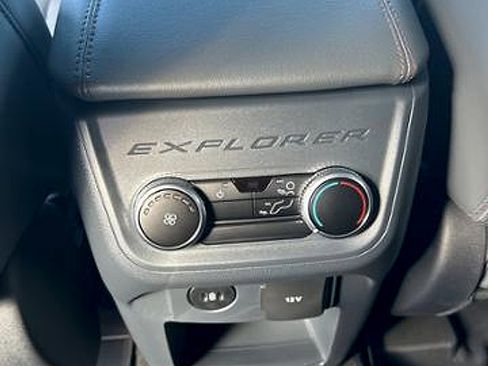 New 2026 Ford Explorer Active w/ Active Comfort Package image 28