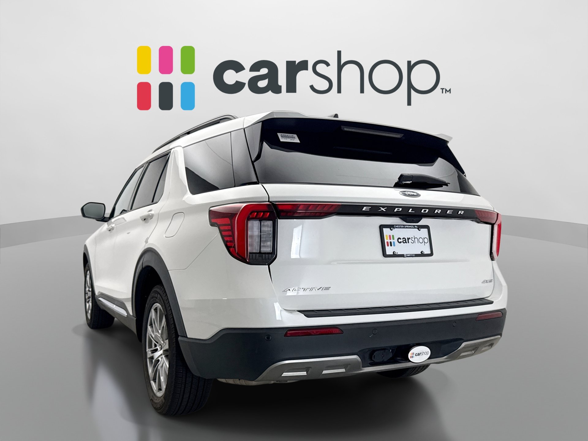 Used 2025 Ford Explorer Active w/ Active Comfort Package AWD/4WD image 3