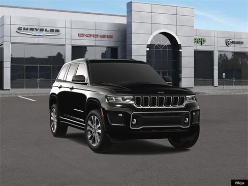 New 2025 Jeep Grand Cherokee Overland w/ Luxury Tech Group IV image 16