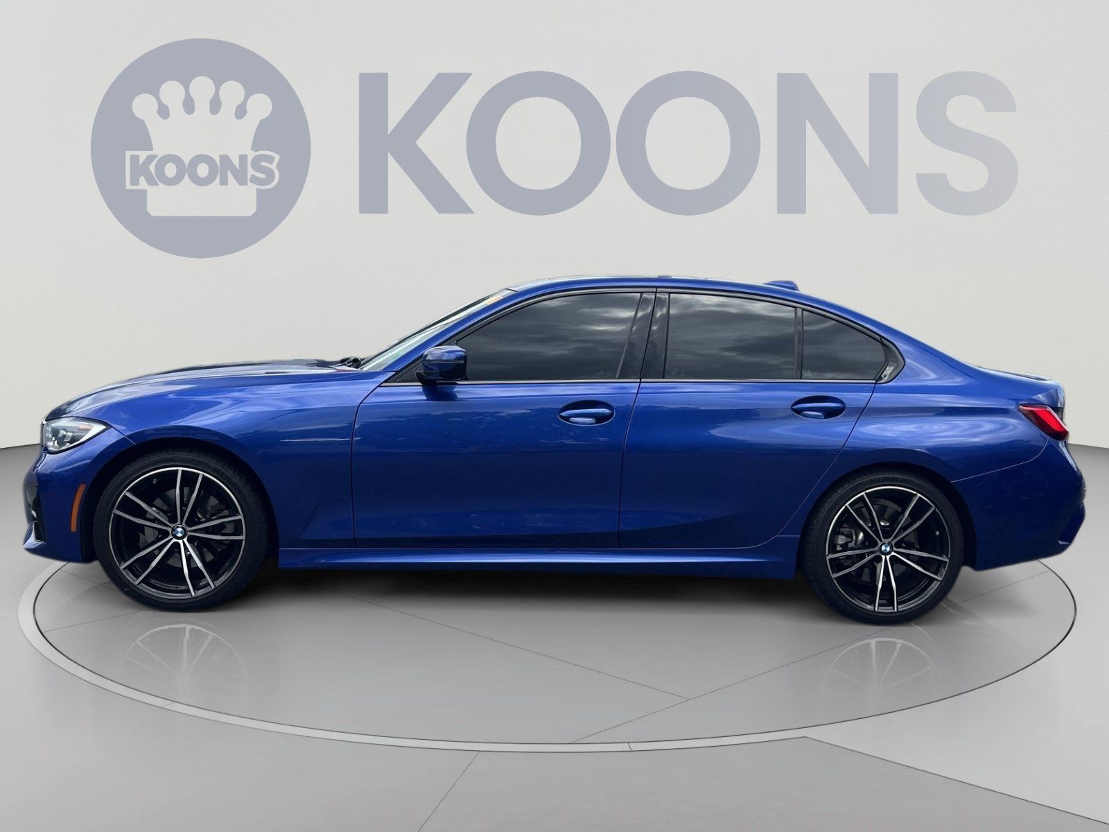 Used 2020 BMW 330i xDrive Sedan w/ M Sport Package AWD/4WD image 2