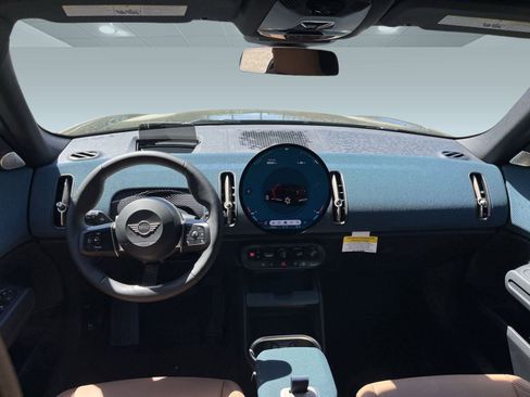 Used 2025 MINI Cooper Countryman S w/ Comfort Package Max image 15