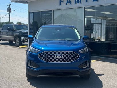 Used 2024 Ford Edge SEL w/ Convenience Package