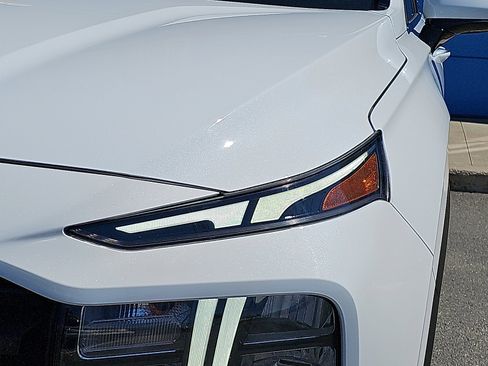 Used 2023 Hyundai Santa Fe SEL AWD/4WD image 9