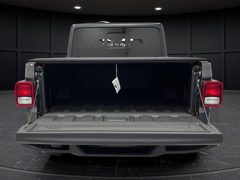 New 2026 Jeep Gladiator Sport AWD/4WD image 26