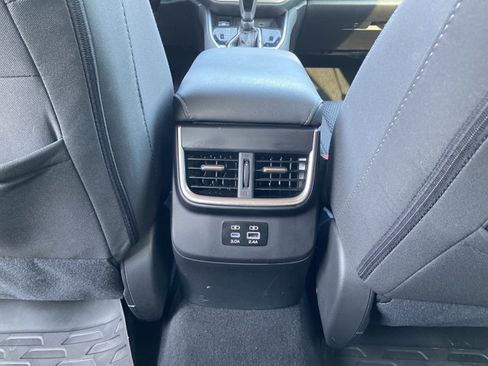 Used 2024 Subaru Outback Premium AWD/4WD image 46