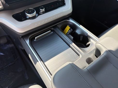 New 2027 Ford Expedition Max Active RWD image 19