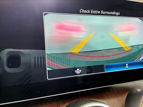 Used 2019 Mercedes-Benz C 300 Sedan image 21