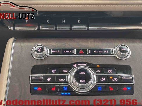 Used 2023 Lincoln Aviator Reserve w/ Equipment Group 201A AWD/4WD image 28