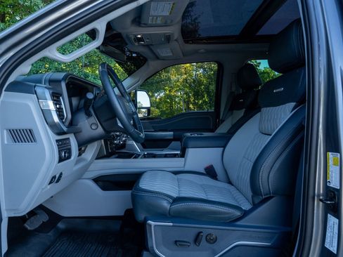 Used 2024 Ford F250 Limited w/ FX4 Off-Road Package image 20