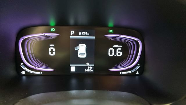 Used 2025 Kia Soul LX FWD image 14