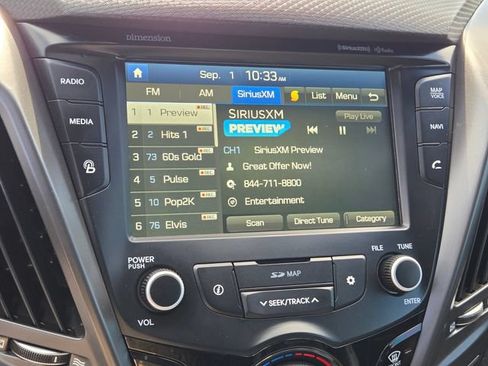 Used 2016 Hyundai Veloster Turbo w/ Option Group 04 FWD image 19