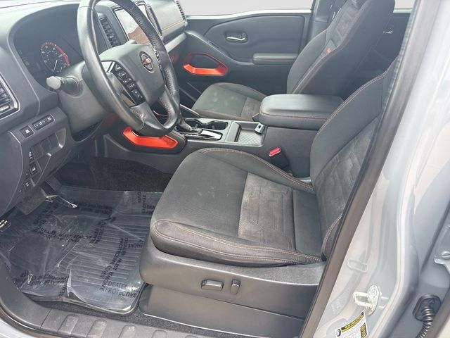 Used 2022 Nissan Frontier PRO-4X w/ Technology Package AWD/4WD image 14