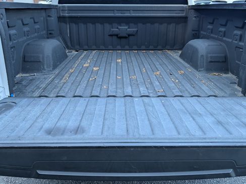 Used 2019 Chevrolet Silverado 1500 Custom Trail Boss w/ Custom Convenience Package AWD/4WD image 18