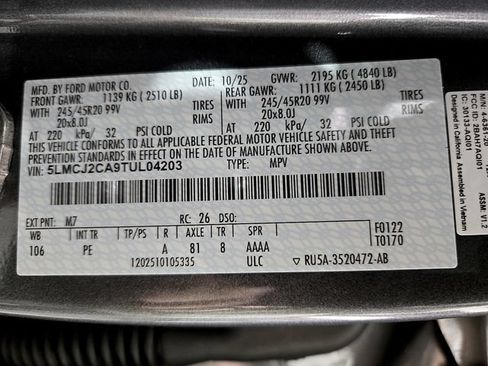Used 2026 Lincoln Corsair Reserve FWD image 23