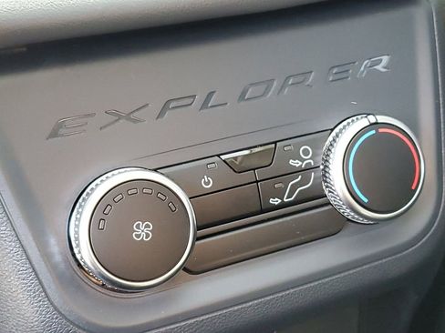 New 2026 Ford Explorer Active w/ Active Comfort Package image 30