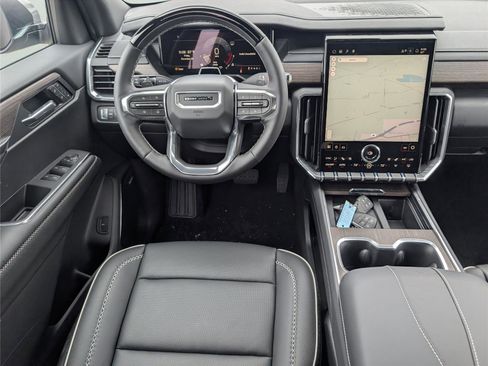 New 2026 GMC Acadia Denali w/ Super Cruise Package FWD image 19