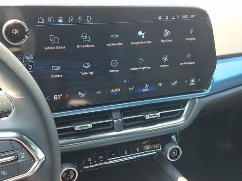 New 2026 Chevrolet Equinox EV LT FWD image 8