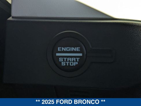 New 2025 Ford Bronco Heritage Edition AWD/4WD image 50
