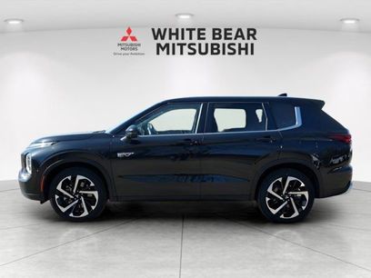 Used 2025 Mitsubishi Outlander SE
