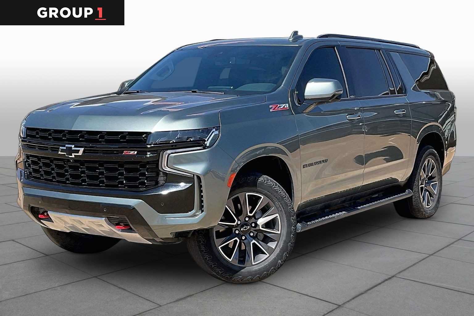 Used 2024 Chevrolet Suburban Z71 w/ Luxury Package AWD/4WD image 1