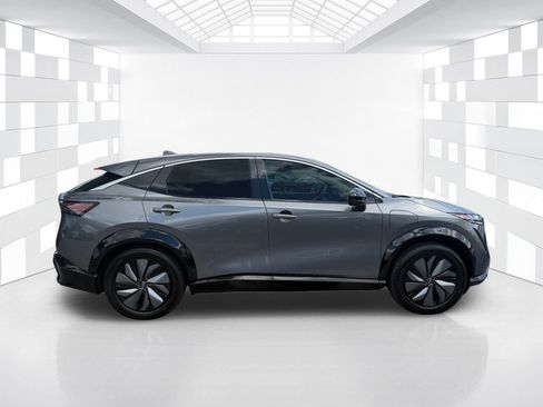 Certified 2024 Nissan Ariya FWD image 8