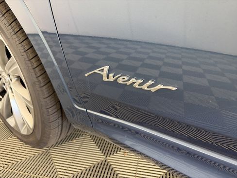 Certified 2024 Buick Envista Avenir FWD image 18