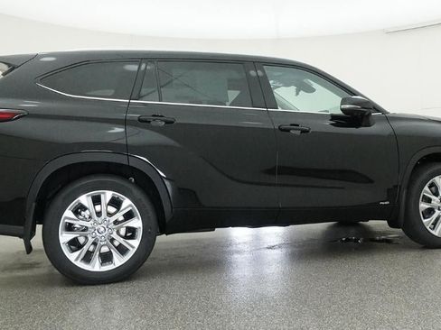 New 2026 Toyota Highlander Limited AWD/4WD image 26