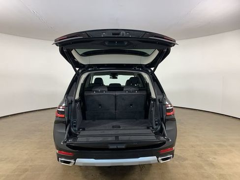 Used 2025 BMW X7 xDrive40i AWD/4WD image 12