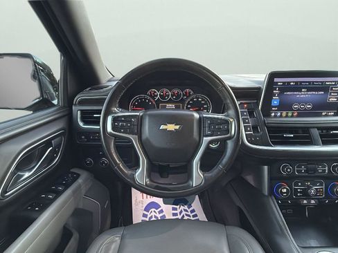 Used 2021 Chevrolet Suburban LT w/ Rear Media and Nav Package image 13